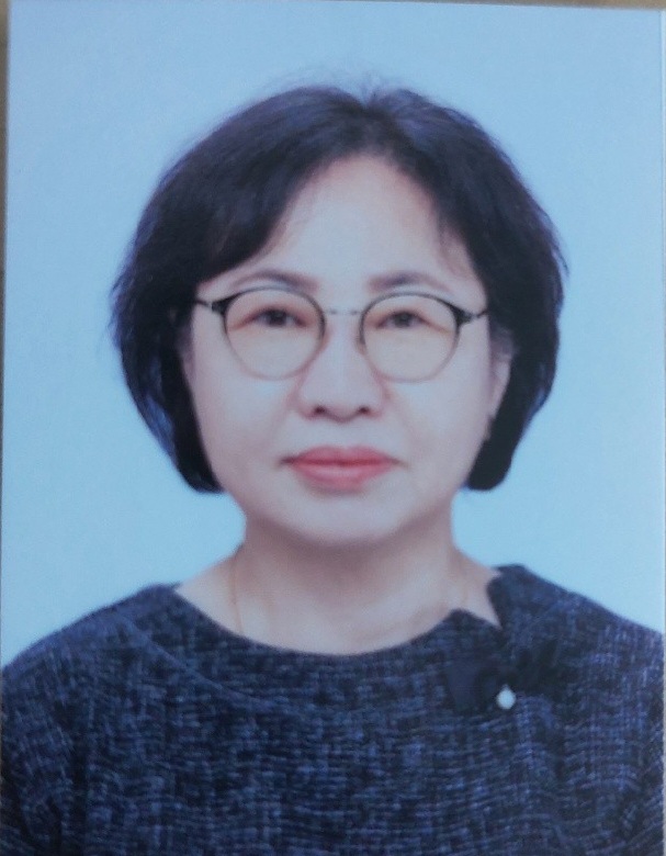 윤옥자 교수